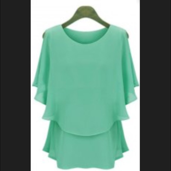 Tops - LAST ONE!!! NWOT:Green Scoop Neck Ruffled Blouse