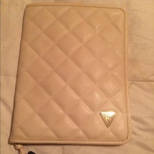 Guess Cream Quilted Ipad Case