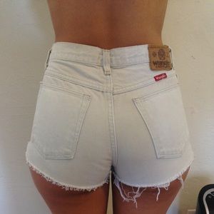 High waisted short urban outfitter shorts