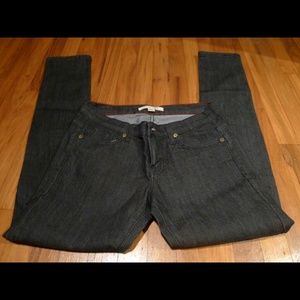 NWOT Black skinny jeans with zipper detail