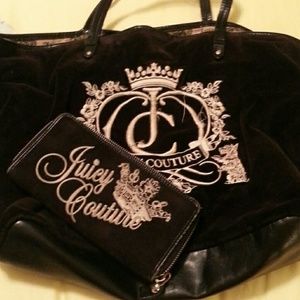 Heavily used juicy purse and wallet.