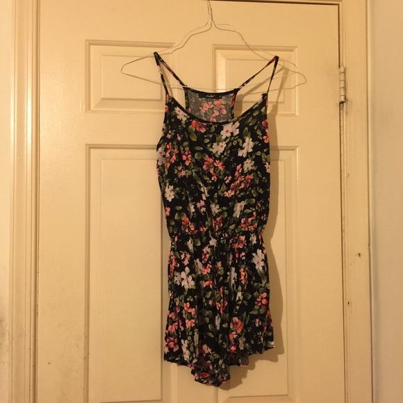 Cute Floral Romper from Papaya