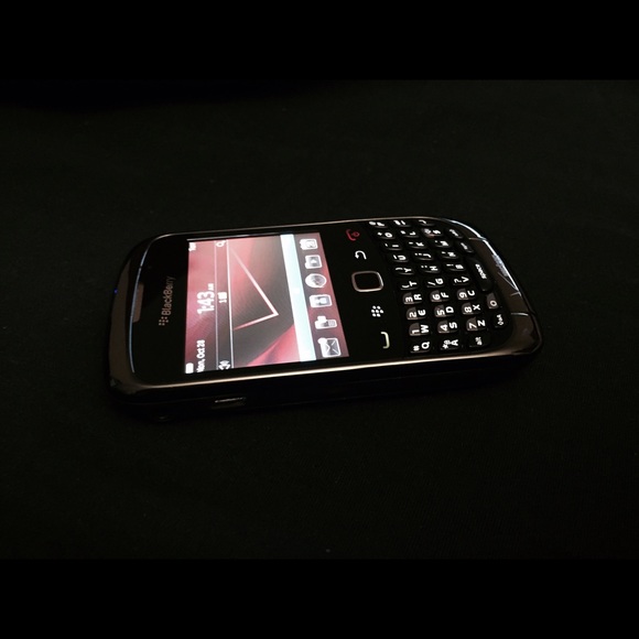 Blackberry curve factory unlocked