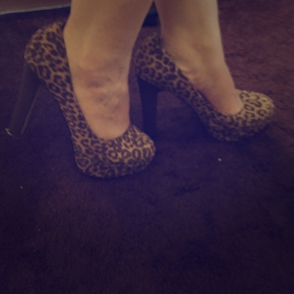 Leopard pump - Picture 1 of 4
