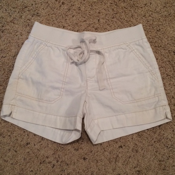 Cute white shorts