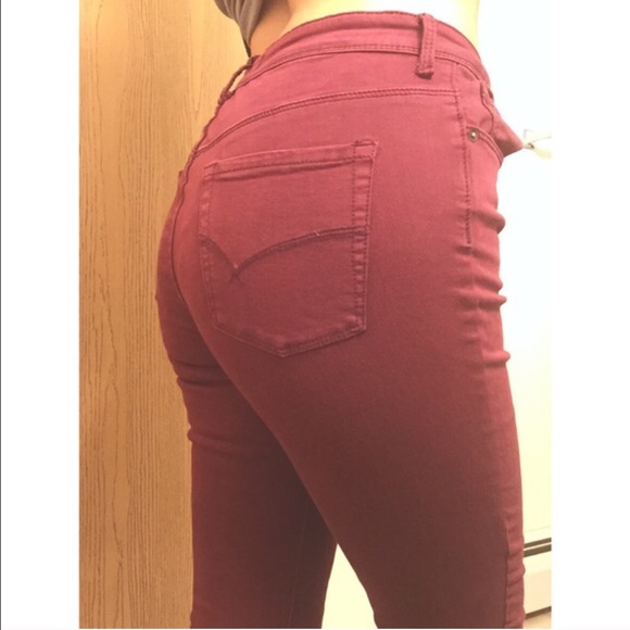 Bullhead High Rise Maroon Pants
