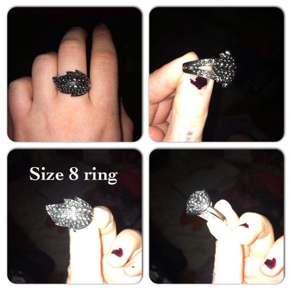 Crown and feather ring bundle
