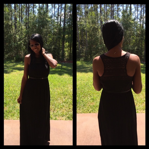 Black maxi with belt