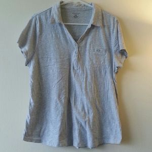 Light gray t-shirt