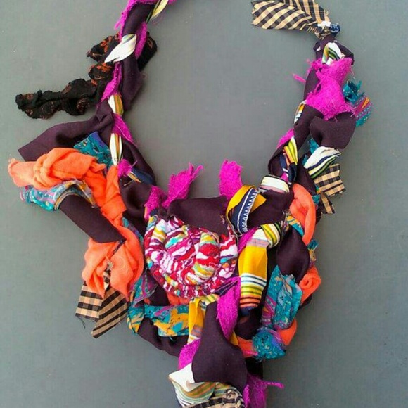 Peruvian Necklace by Solomon rain