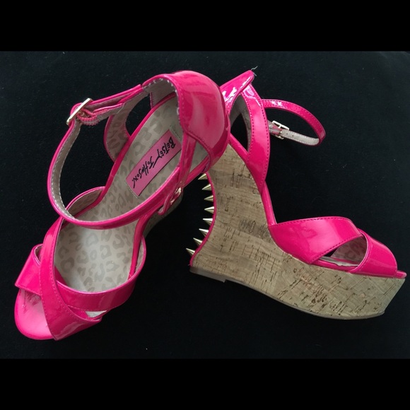 👠👛💄BETSEY JOHNSON platform wedge Hot Pink SHOES
