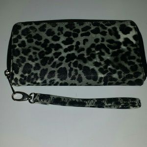 Wallet/wristlet