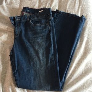 Tommy Hilfiger Bootcut Jeans. Size 16R