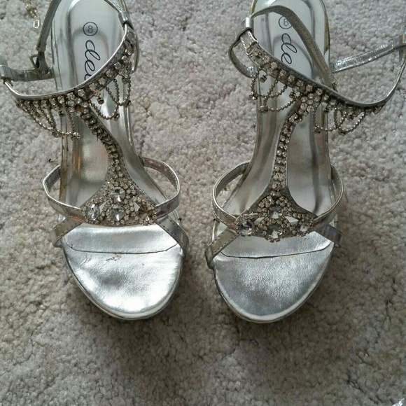 High heel shoes