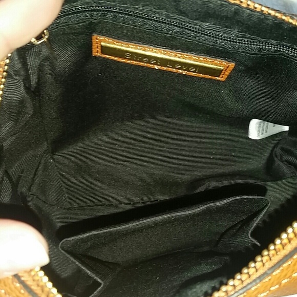 TRADED *NOT FOR SALE - Picture 2 of 4