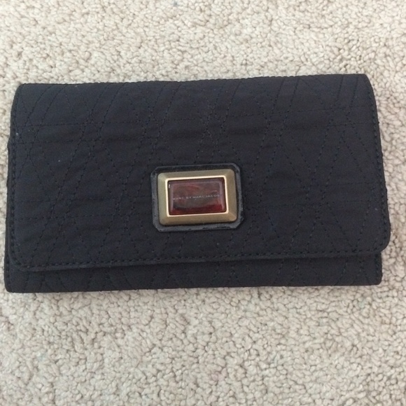 Marc jacobs black large wallet