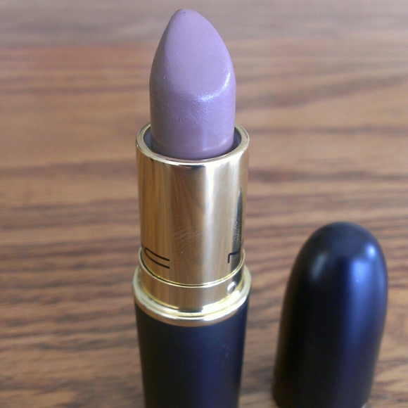 MAC Lipstick Exclusive Event