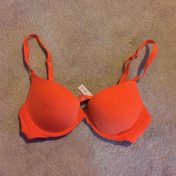 Victoria's Secret PINK bra