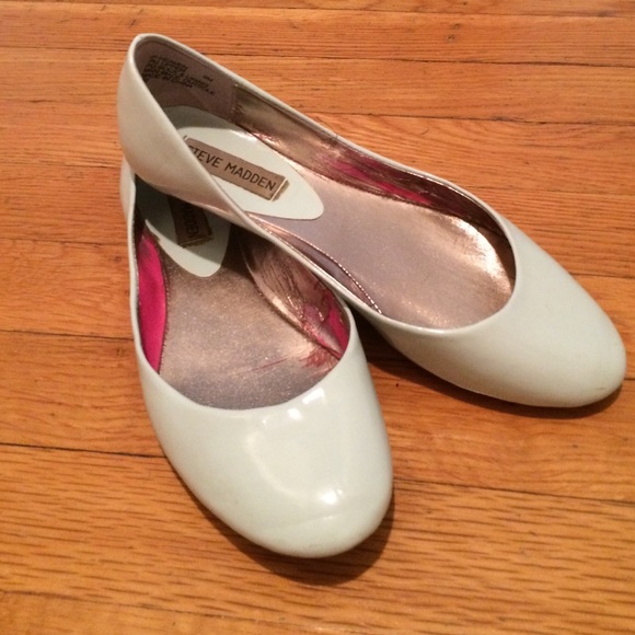 Steve Madden flats