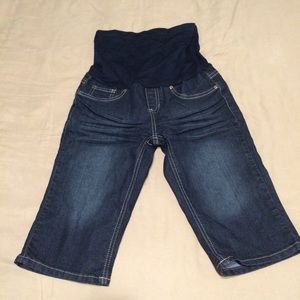 Maternity Capri's -size Small