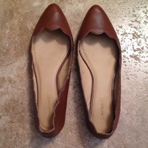 Scalloped Leather Brown Flats