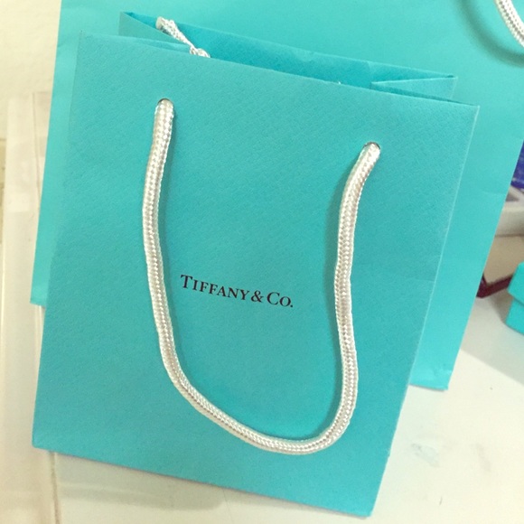 Tiffany & Co. Shopping bag