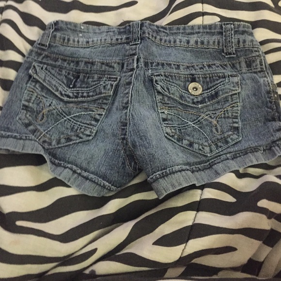 shorts (WILLING TO BUNDLE) - Picture 2 of 3
