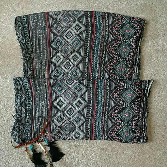 American Eagle aztec circle scarf