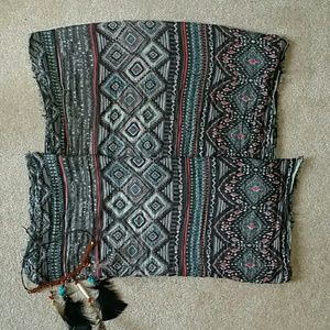 American Eagle aztec circle scarf