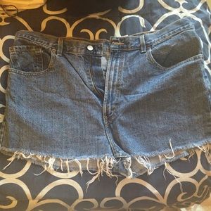 Distressed high waisted shorts