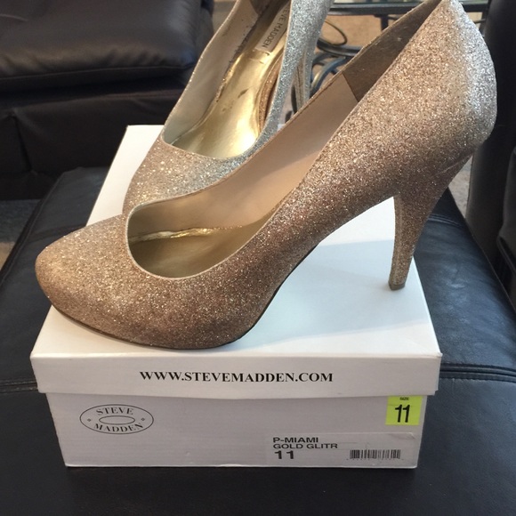 Miami Gold Glitter Steve Madden Pumps🌴☀️💁🏾