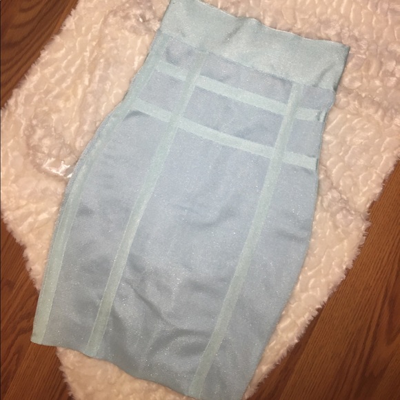 Turquoise skirt - Picture 4 of 4