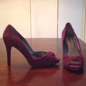 Guess Purple Suede Heels