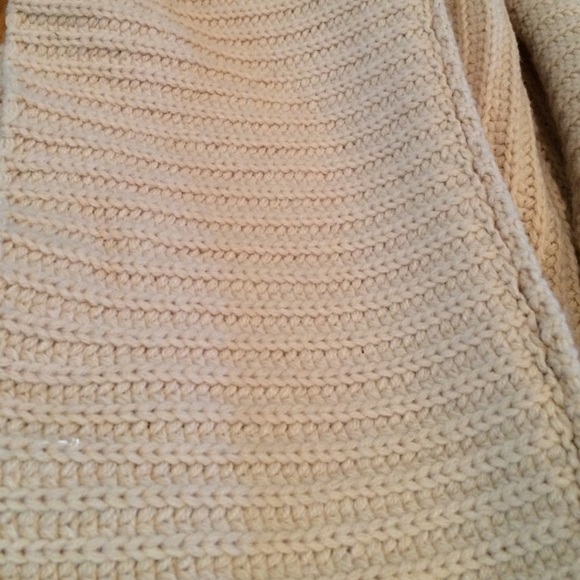 Express Sweater - Picture 2 of 2