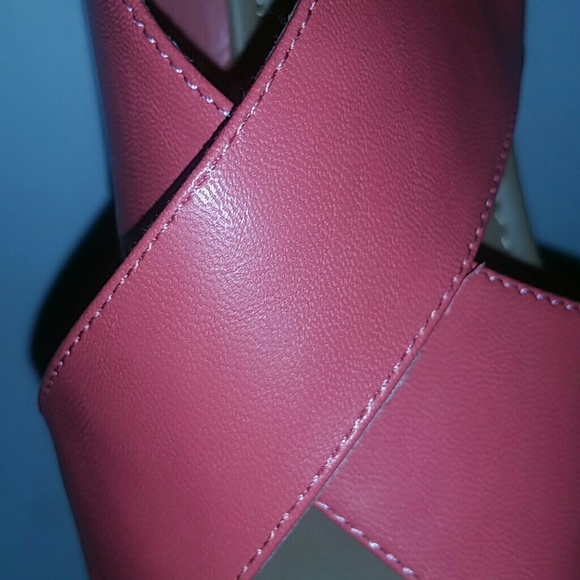 Heels - Picture 3 of 3