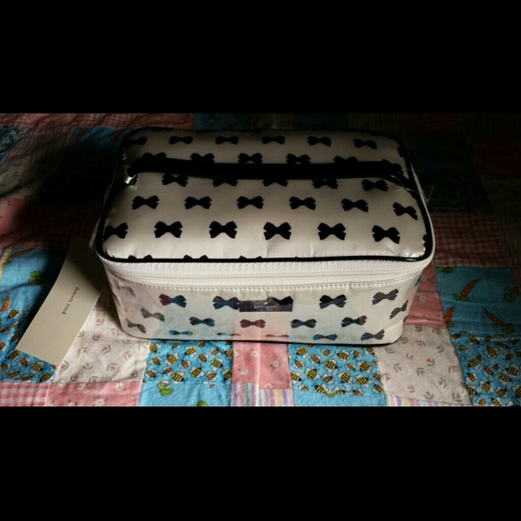 Kate Spade Tuxedo Court Colin large cosmetic case - Picture 2 of 4