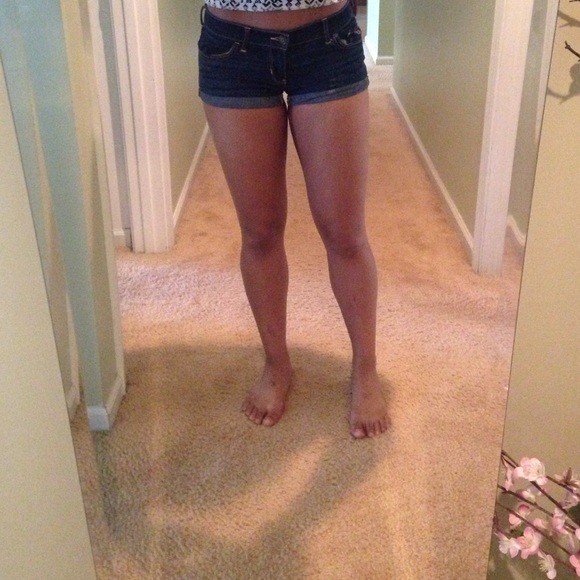Low rise denim shorts Hollister Co.