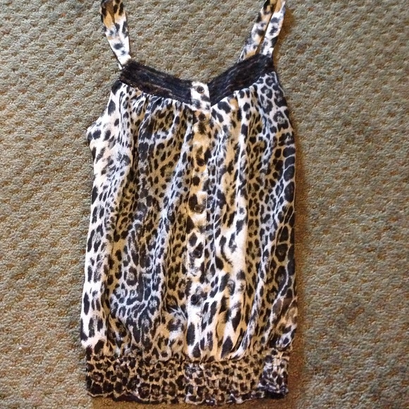 Cheetah lace summer top