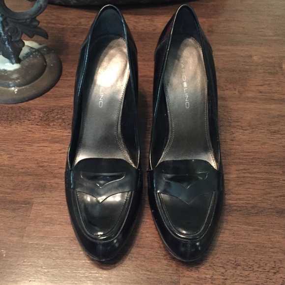 Gorgeous black loafer heels