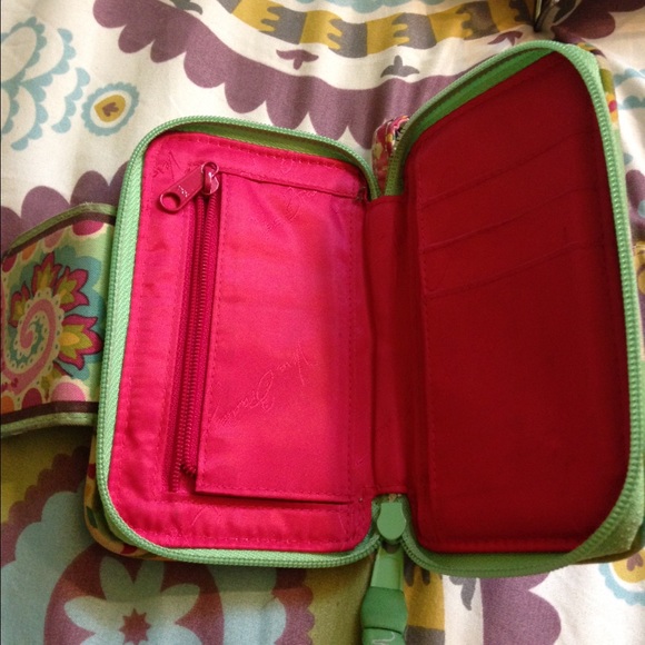 Bundle: wallet & bath set - Picture 2 of 3