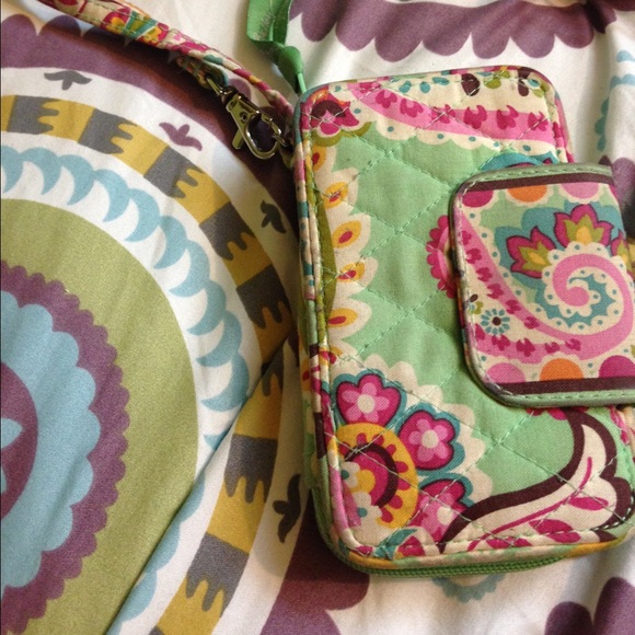 Bundle: wallet & bath set - Picture 3 of 3