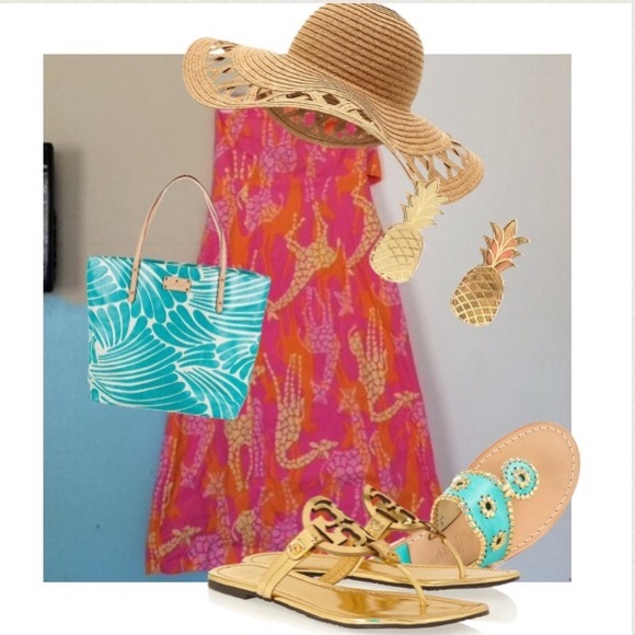 Flawless Lilly Pulitzer peekaboo dress - Picture 2 of 4