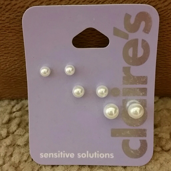 New! Pearl earrings