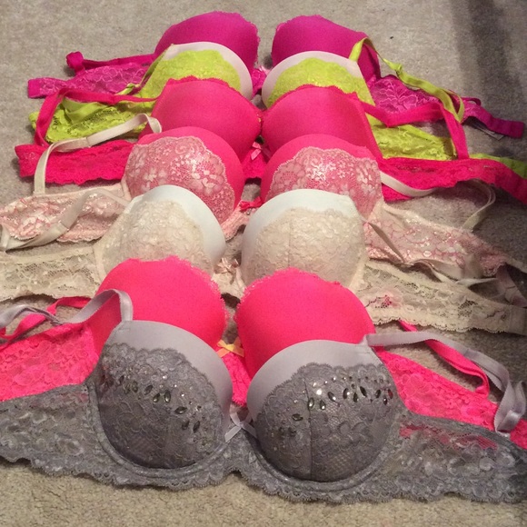 FLASH SALE💜 7 dream angel Demi bras size 32D - Picture 2 of 2