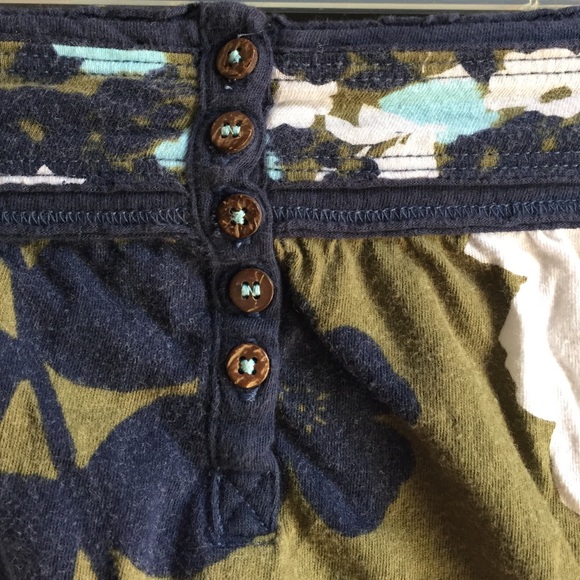 Strapless top - Picture 2 of 3