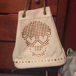 Skull purse