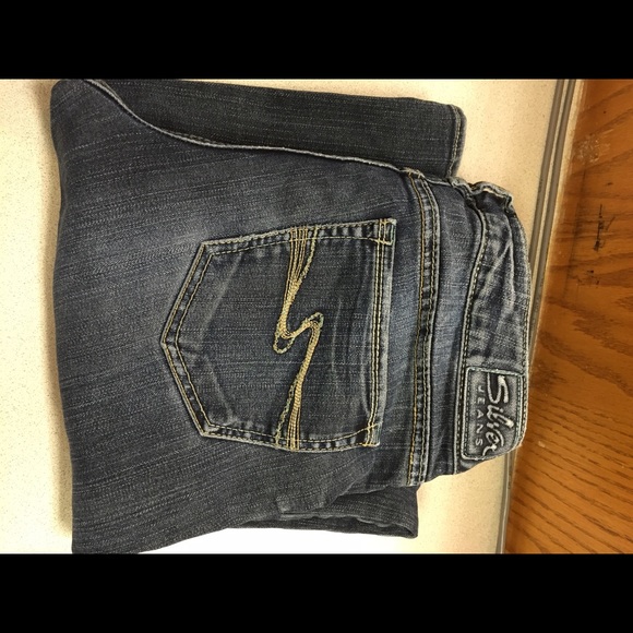 Silver 29 long. Aiko. Great shape. Wear in pics