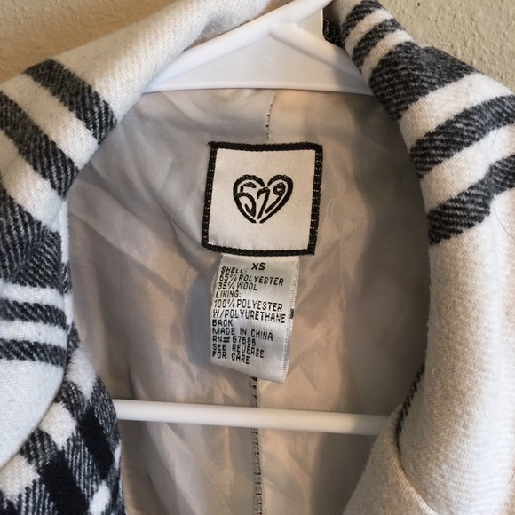 Jacket - Picture 3 of 4