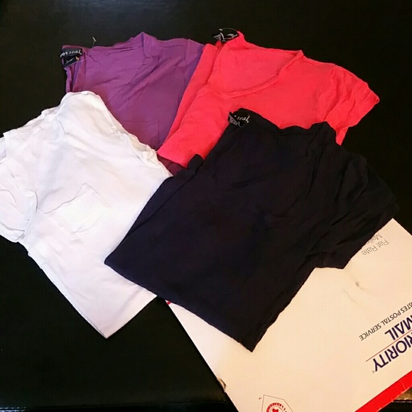 SOLD 4 Coral Purple Navy  White Wet Seal Tees