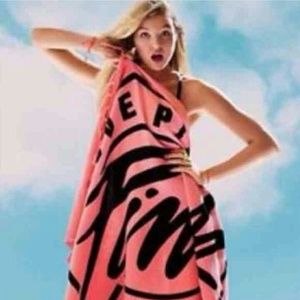 Pink Victoria's Secret beach blanket NWT